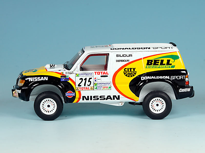Nissan-Donaldson-Dakar-99-02