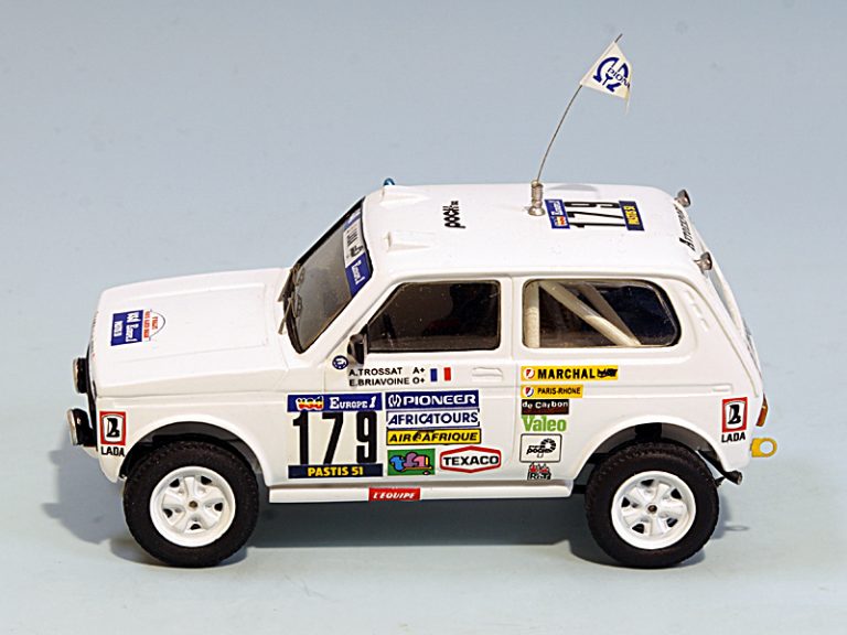 Lada Niva Poch Paris Dakar 1984